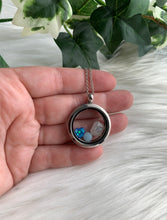 Load image into Gallery viewer, Keepsake Locket
