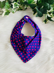 Round and Bandanna bibs